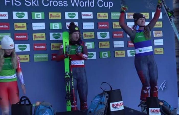 Au tour d’India Sherret de triompher en ski cross à Reiteralm