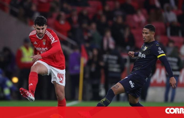 Benfica 2-0 Famalicão | Les équipes reviennent sur le terrain pour la seconde mi-temps – Football