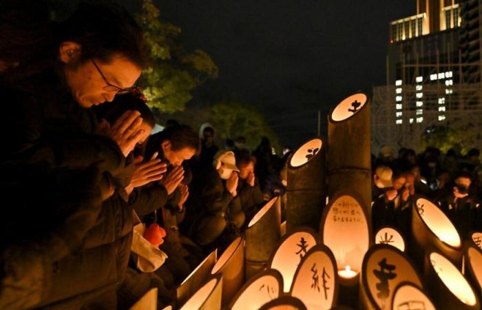 Le Japon célèbre le 30e anniversaire du tremblement de terre meurtrier de Kobe