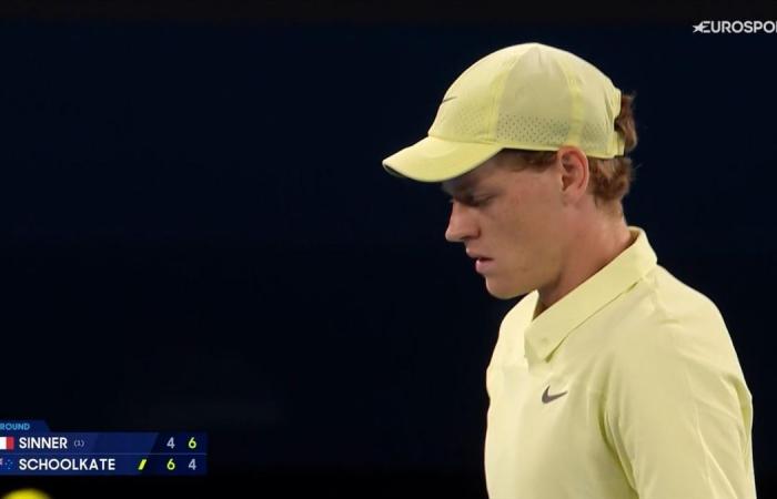 Open d’Australie 2025 – 2e tour : Jannik Sinner perd un set mais pas face