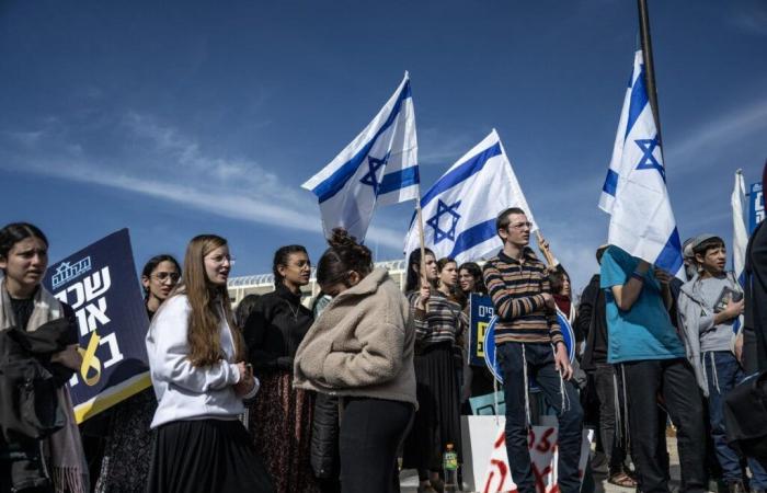 décision attendue d’Israël sur la trêve, Macron au Liban