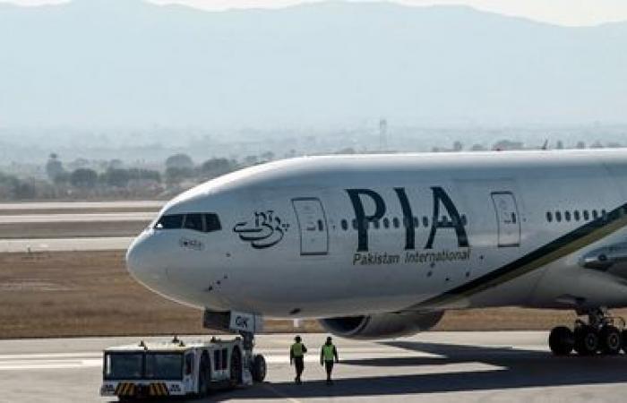 La compagnie aérienne pakistanaise PIA s’excuse après une publicité montrant un avion se dirigeant vers la Tour Eiffel