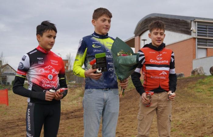 Hugo ANTUNES sur le podium du championnat régional de cross à Auxerre