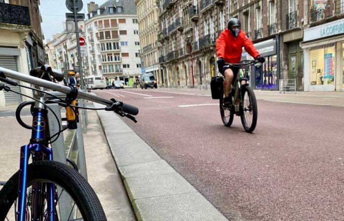 à Rouen, mobilisation après la mort d’un cycliste heurté par un automobiliste