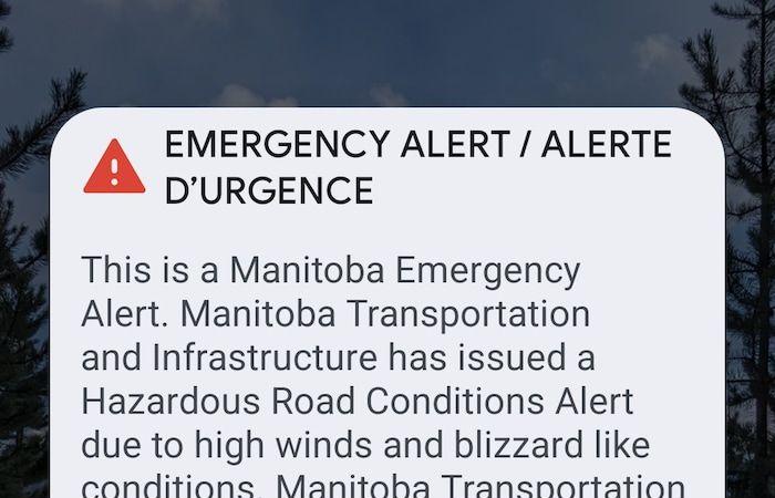 Une tempête de neige provoque des accidents de centaines de véhicules dans le sud du Manitoba