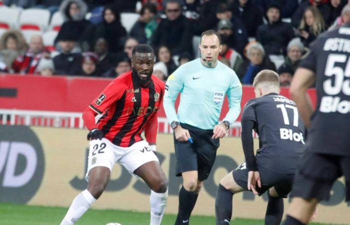 Ndombele remplaçant… Le onze de l’OGC Nice pour le choc contre Lille