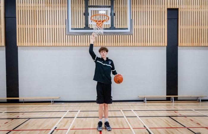 Jérémy Gohier, 7 pieds 3 pouces à 14 ans