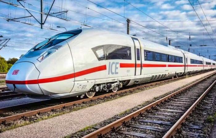 un Hongrois s’accroche à un TGV sur trente kilomètres