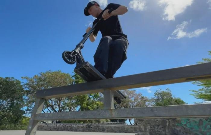 Lucas Di Meglio, champion du monde de scooter à La Réunion