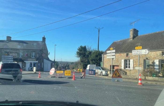 Cette route du Cotentin, fréquentée par près de 5 000 véhicules par jour, est fermée encore une semaine