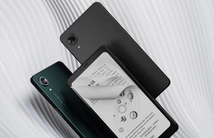 Le nouveau smartphone Android Hisense A9 dispose d’un écran e-ink