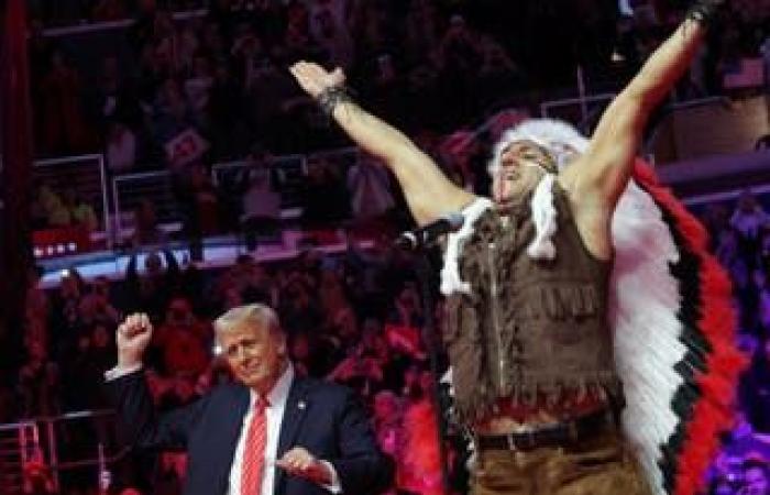 Trump taquine la décision des « otages » du 6 janvier avant de danser avec les Village People au « YMCA » lors du rassemblement à Washington avant l’inauguration : en direct