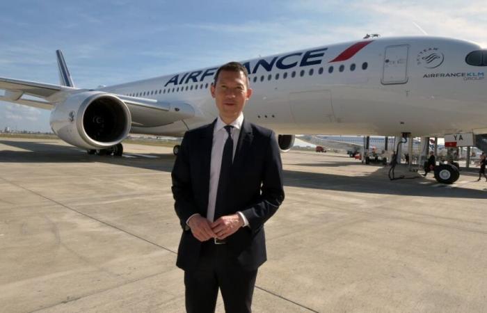 Le patron d’Air France-KLM estime qu’augmenter la taxe sur les billets d’avion serait “irresponsable”