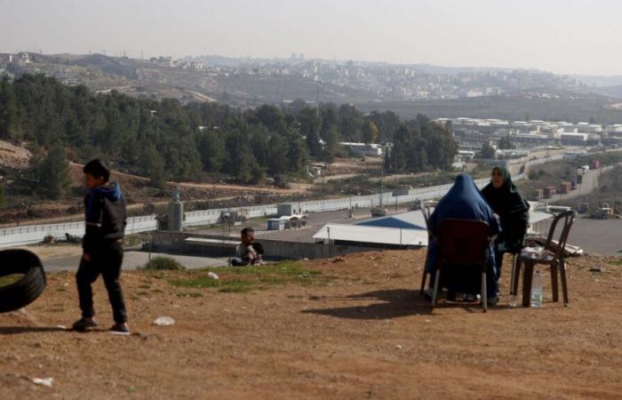 cessez-le-feu à Gaza sur le point d’entrer en vigueur, libérations d’otages et de prisonniers attendues dans la journée