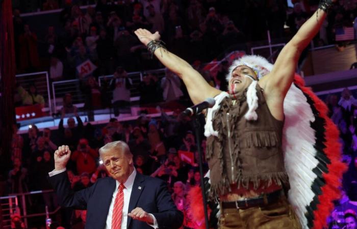 Trump taquine la décision des « otages » du 6 janvier avant de danser avec les Village People au « YMCA » lors du rassemblement à Washington avant l’inauguration : en direct