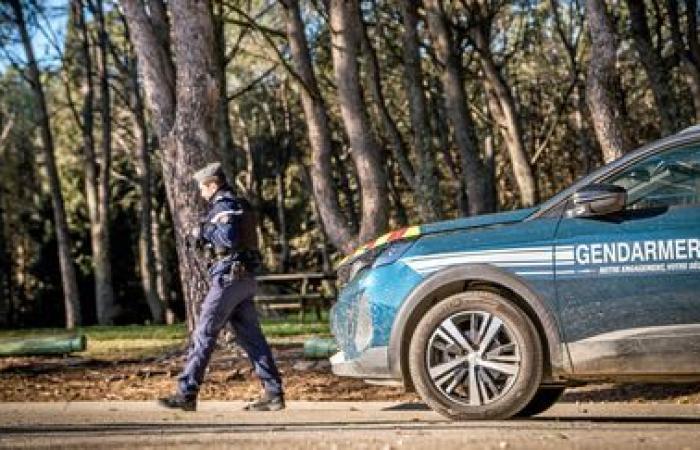 un suspect placé en garde à vue