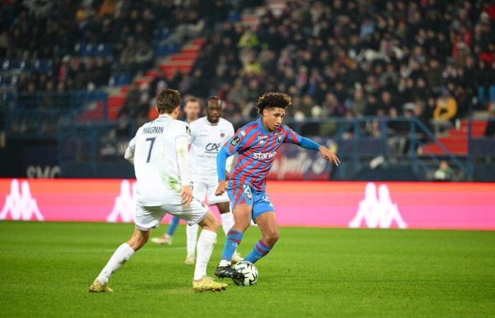 Cette pépite de Ligue 2 a la cote, l’ASSE a un plan