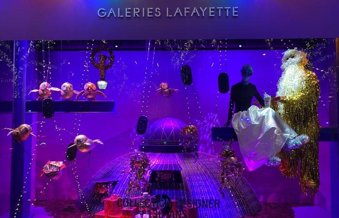 Vitrines de Noël des grands magasins – Noël 2024 – Grands magasins à Paris – Paris, 75000