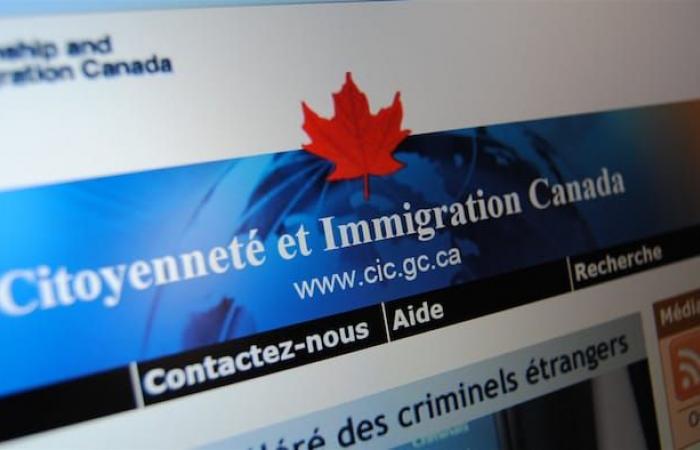 Le ministère de l’Immigration prévoit de supprimer 3 300 postes, selon une note interne