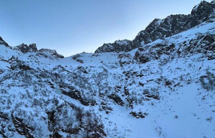 Un randonneur à ski grièvement blessé dans une avalanche