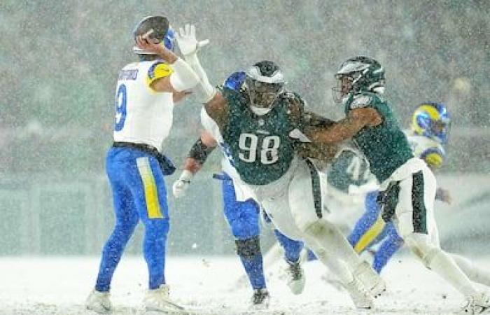 Barkley et les Eagles maîtrisent la neige