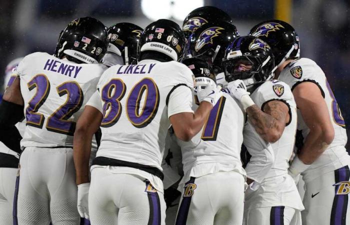 Les Ravens traitent leurs émotions après la fin d’une saison mémorable plus tôt que prévu