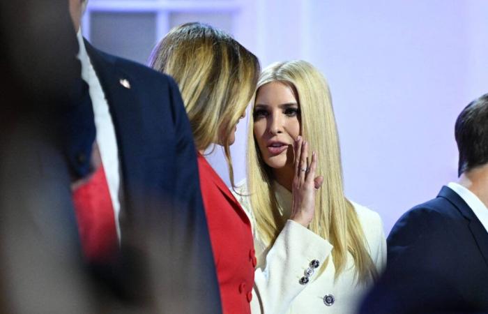 Ivanka éclipse Melania dans une robe de création 100% américaine en cristaux et perles