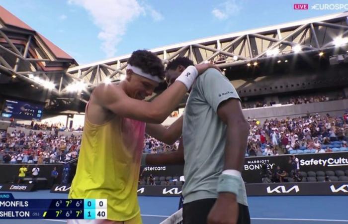 Gaël Monfils abandonne face à Ben Shelton en huitièmes de finale de l’Open d’Australie [vidéo] – Vidéo de tennis