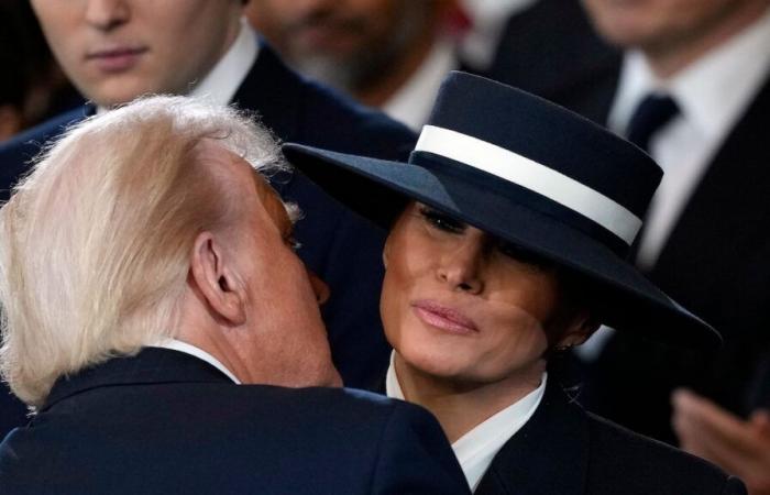 Le moment viral « sans baiser » de Donald et Melania Trump lors de l’investiture