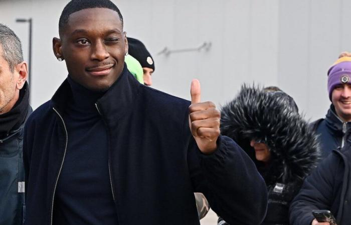 Kolo Muani signé, son départ du PSG imminent ?