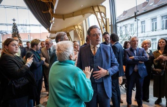 « L’Armée rouge se tenait aux portes de notre ville de l’Escaut » (Anvers)