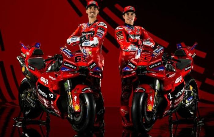 Francesco Bagnaia et Marc Marquez apparaissent avec la Ducati GP25