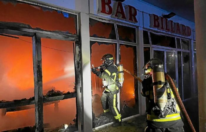 Images impressionnantes de l’incendie du bowling Alma à Rennes [Vidéo]