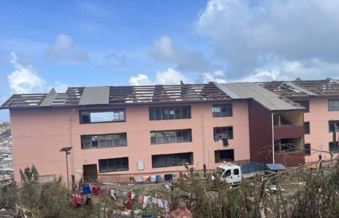 cinq semaines après le cyclone, les enseignants retournent à l’école