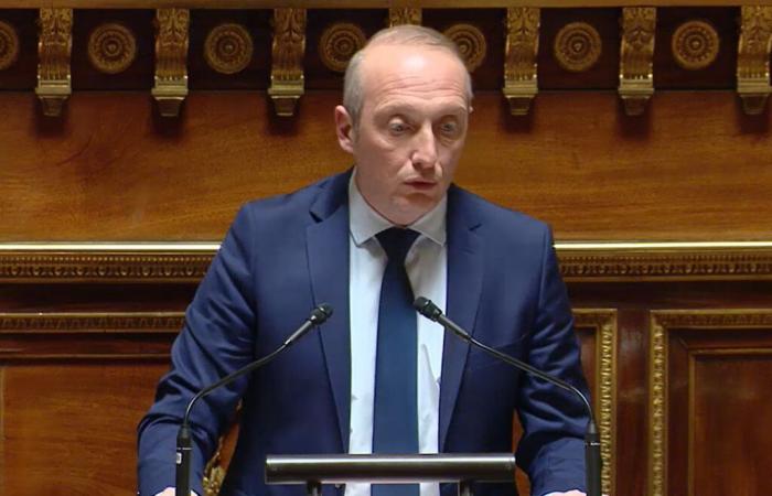 le Sénat vote la réduction des rémunérations des fonctionnaires