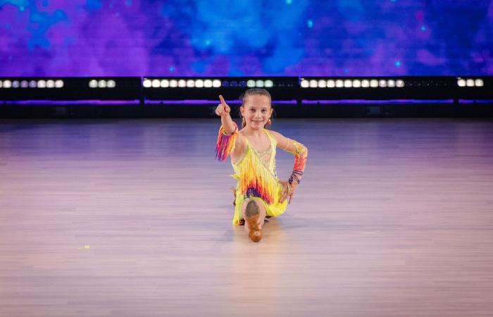 Le miroir renversé et quelques pas de danse avec Agustin Galiana pour la jeune mouscronnoise Kacie Catteau