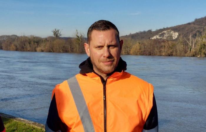 deux collègues sauvent la vie d’une écolière qui s’est jetée dans la Seine