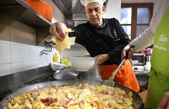 « Du fromage qui est resté un peu plus longtemps au soleil… » Un comédien tacle la recette de la Tarniflette sur France Inter