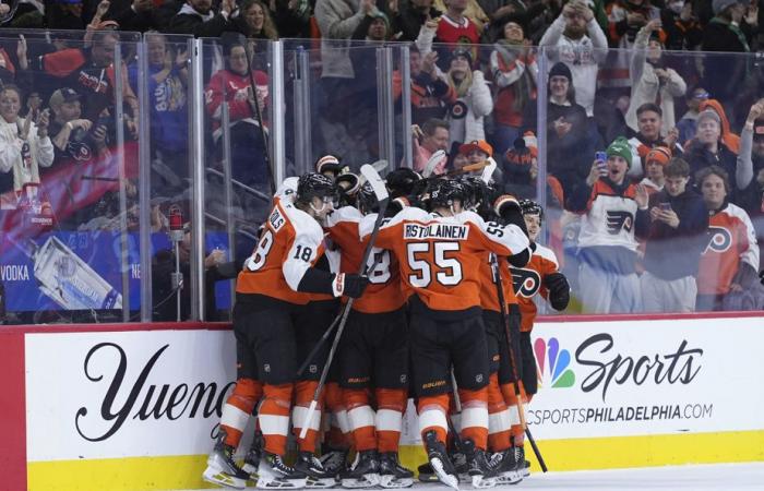 Les Flyers battent les Red Wings