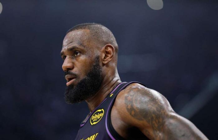 LeBron James en triple-double, Philadelphie perd encore