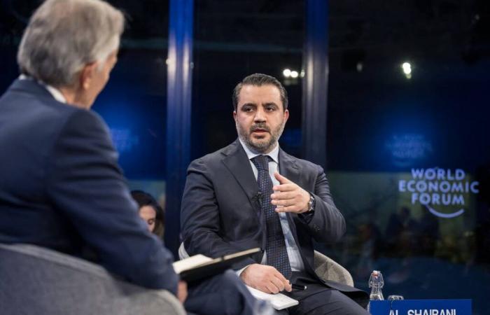 A Davos, l’exercice de communication réussi du nouveau ministre syrien des Affaires étrangères