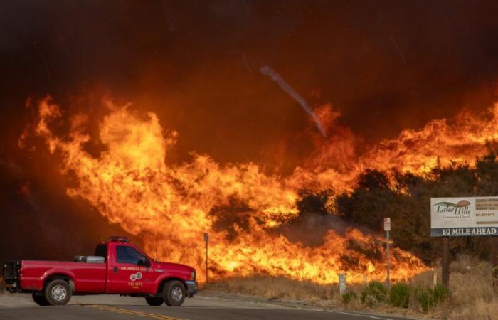 un nouvel incendie fait rage au nord de Los Angeles, des ordres d’évacuation émis pour 20 000 habitants