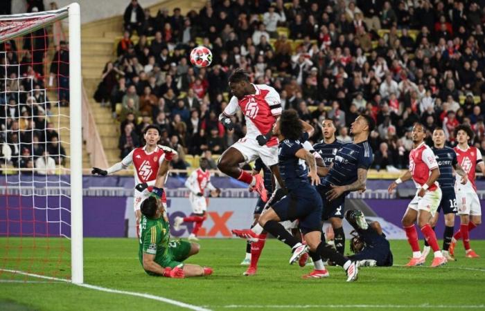 Le doublé pour Wilfried SinGOAT, élu MVP et MOTM face à Villa