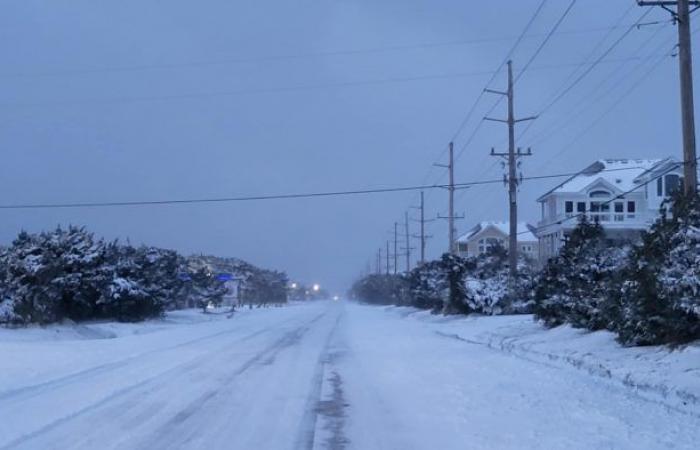 Jusqu’à un pouce de neige supplémentaire attendu sur les îles Hatteras et Ocracoke mercredi matin