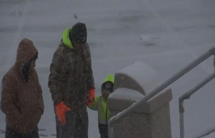 Les conducteurs sont invités à rester en dehors des routes à Tallahassee