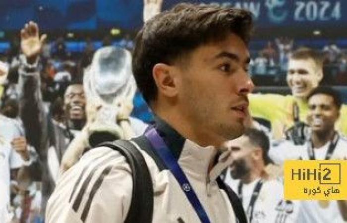 Photos: Les joueurs du Real Madrid arrivent au Bernabéu avant d’affronter Salzbourg