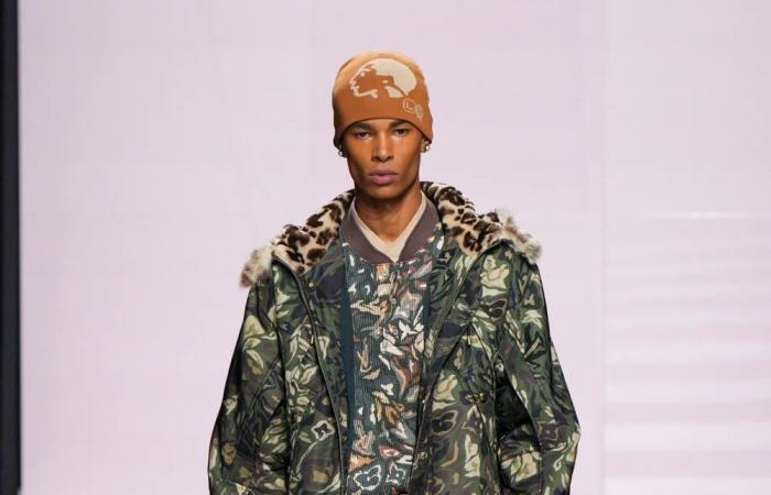 Pharrell Williams et Nigo scellent leur amitié sur le podium du défilé Louis Vuitton