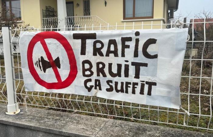 A Rixheim dans le Haut-Rhin, les habitants disent « stop » au bruit de la circulation routière