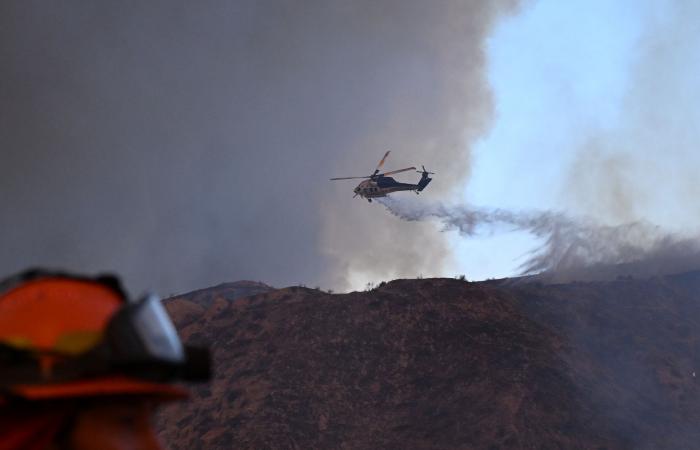 Nouvel incendie violent près de Los Angeles, des milliers d’évacuations