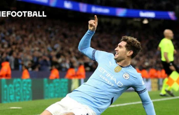 Un défenseur de Manchester City est enfin prêt à rejouer